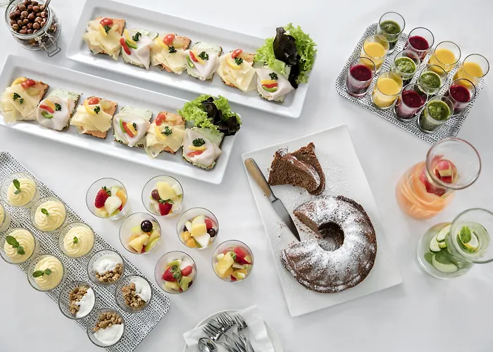 Готель Jufa 3*